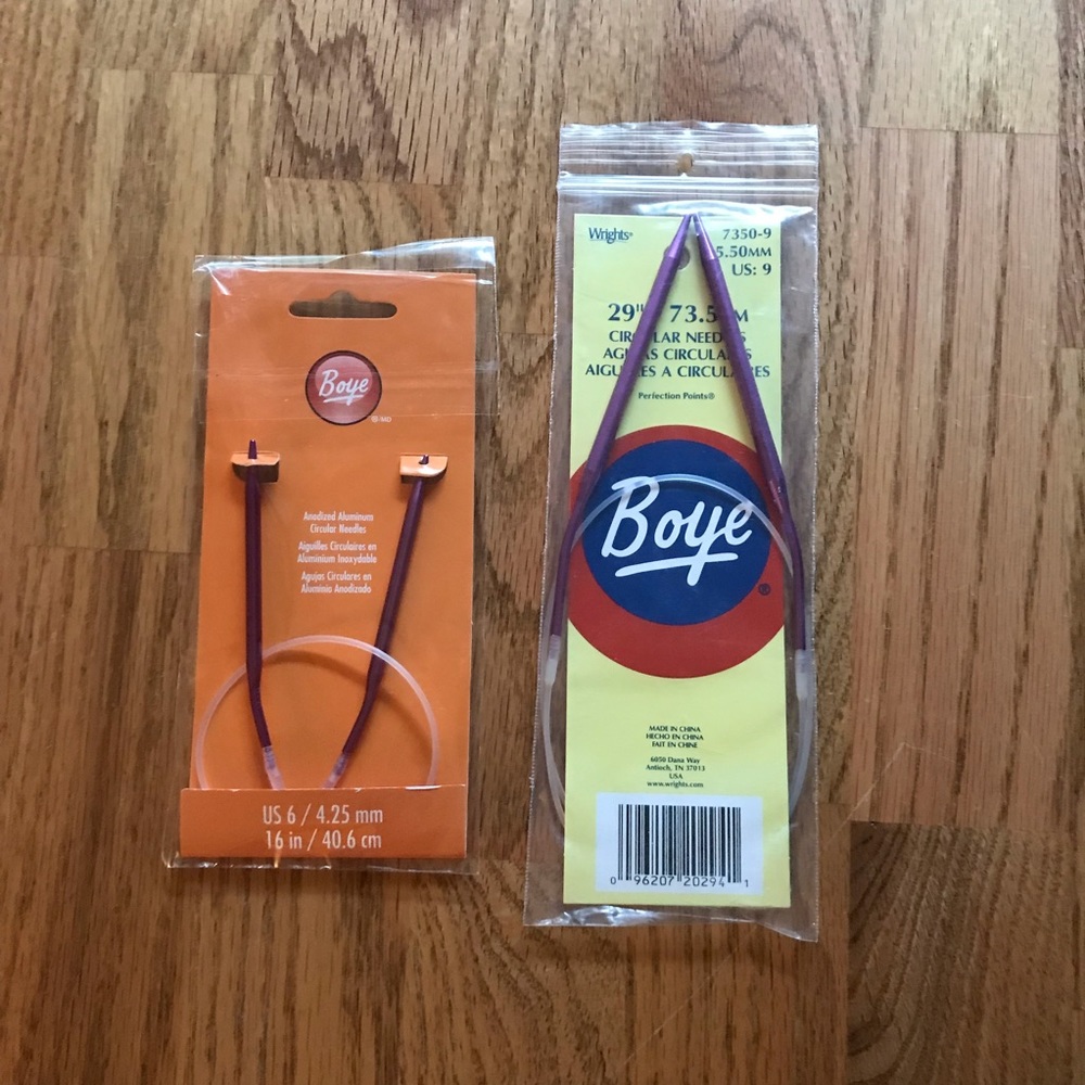 EUC Set of 2 Boye Circular Knitting Needles (6/9)